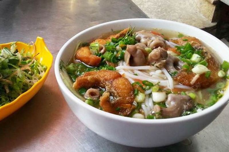 Bún cá Hải Phòng - một quán ăn sáng ngon ở Thanh Xuân nổi tiếng với hương vị đặc trưng Hải Phòng
