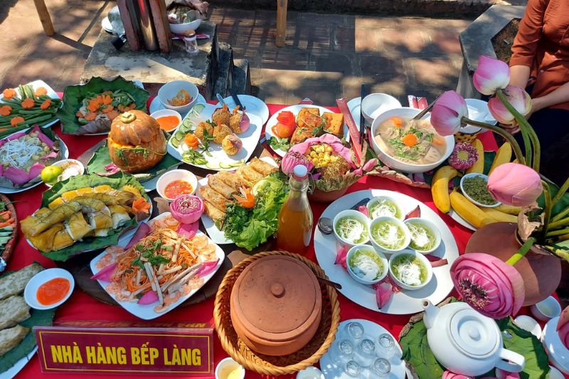 Bếp làng Đường Lâm - quán ăn ngon ở Sơn Tây dân giã