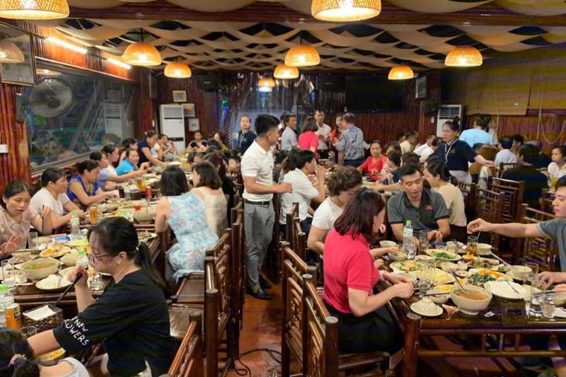 Sen Việt Quán - quán ăn ngon ở Quốc Oai bình dị